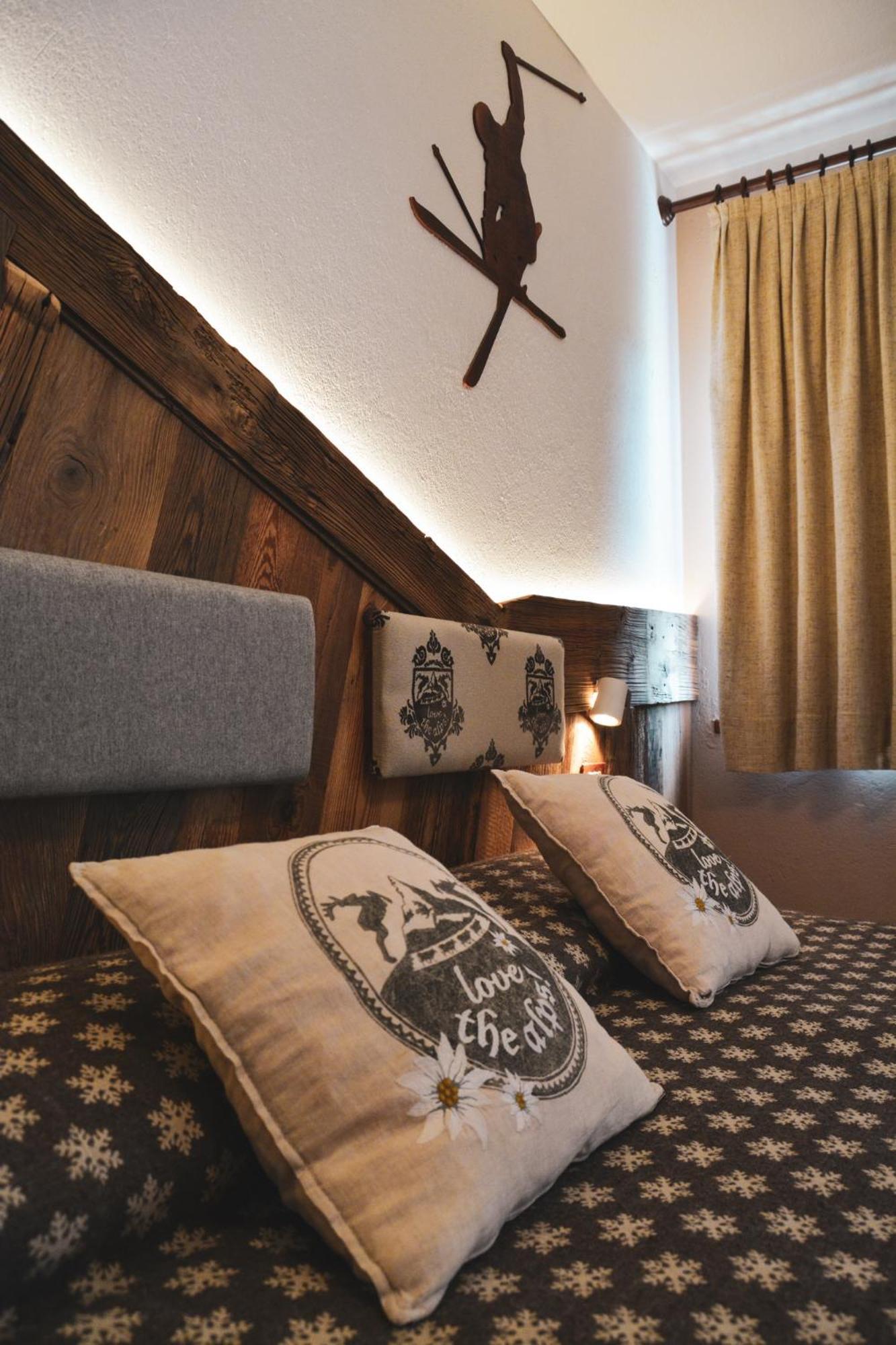 Hotel Chaberton Чезана Торинезе Екстериор снимка